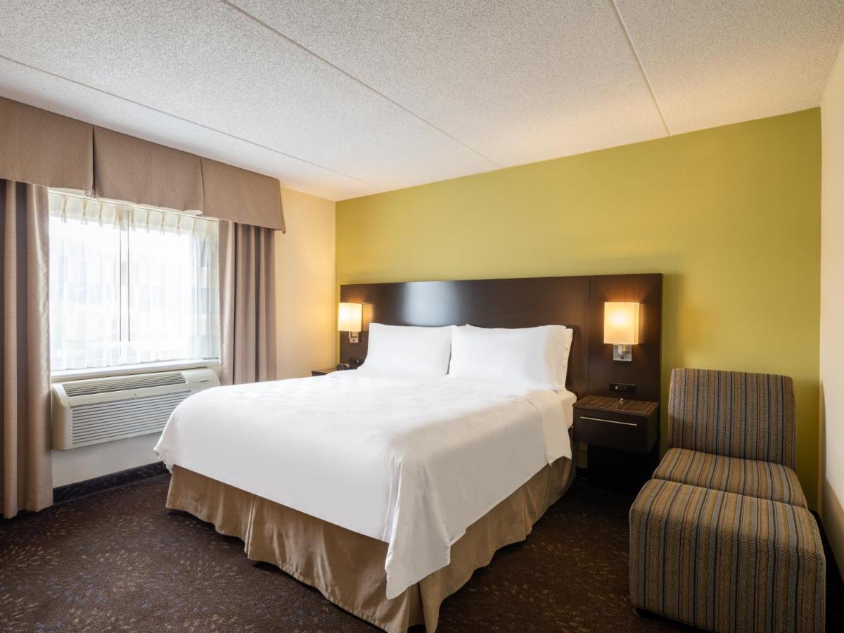 Holiday Inn Greensboro Coliseum By Ihg Eksteriør billede